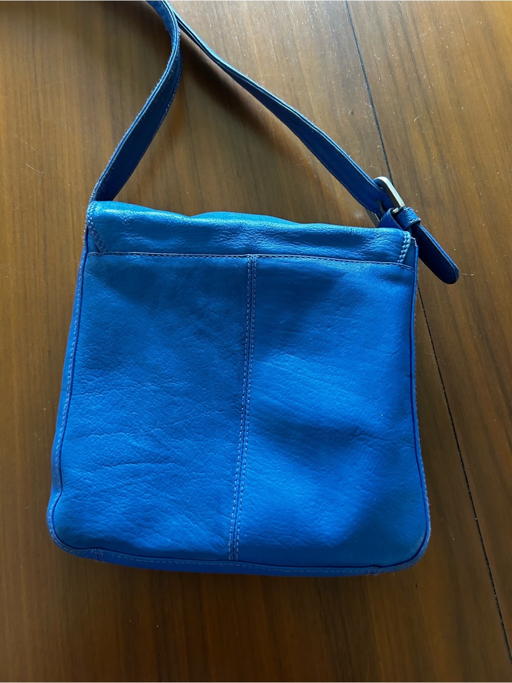 Blue Leather Tula Crossbody Shoulder Bag - Classic Everyday Style